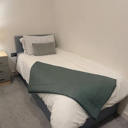 Contractor Friendly 2br Weekly, Monthly *