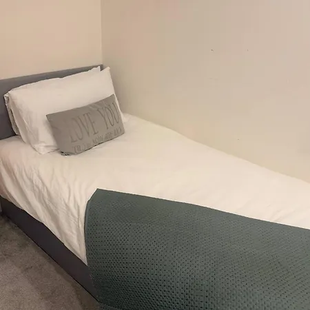 Contractor Friendly 2br Weekly, Monthly